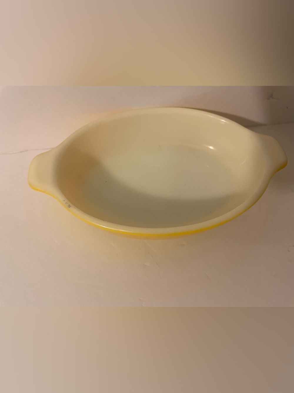 Vintage Pyrex Tableware by Corning #700 Yellow Au Gratin Dish Casserole Pixie - Picture 3 of 7